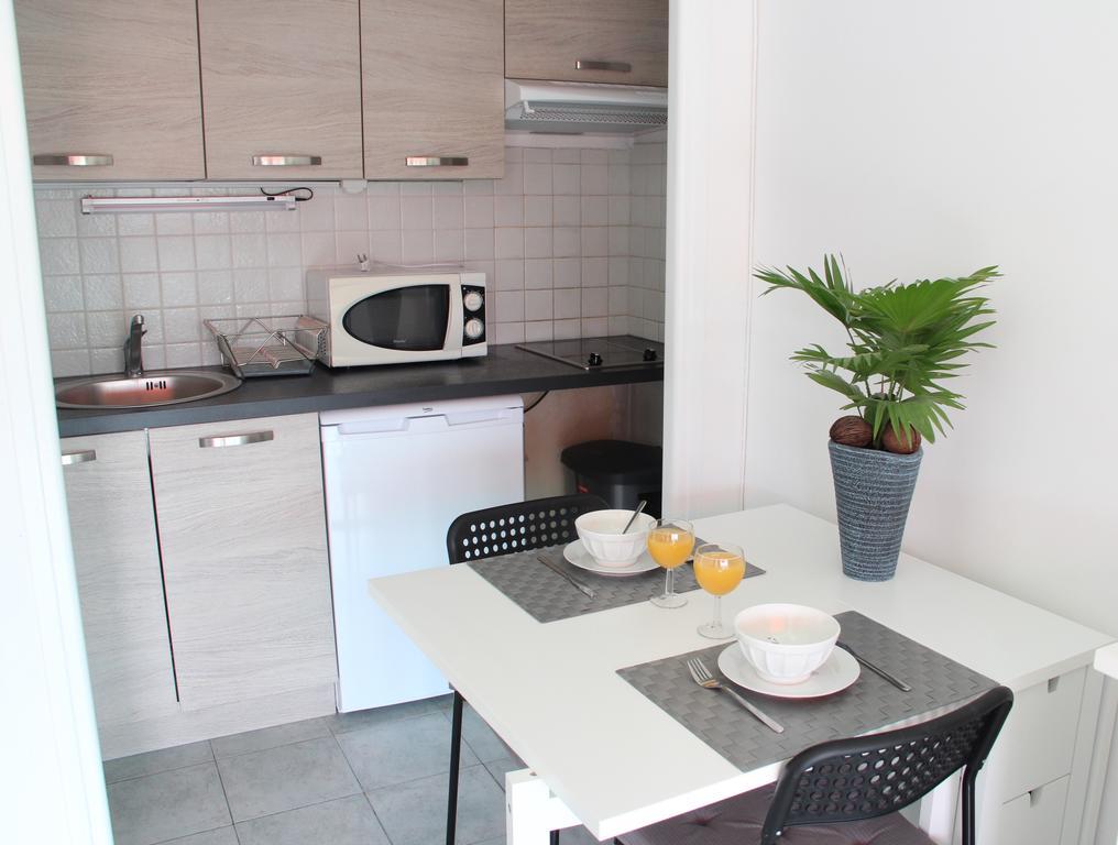 Residence Meublee Studiotel Кан сюр Мер Екстериор снимка