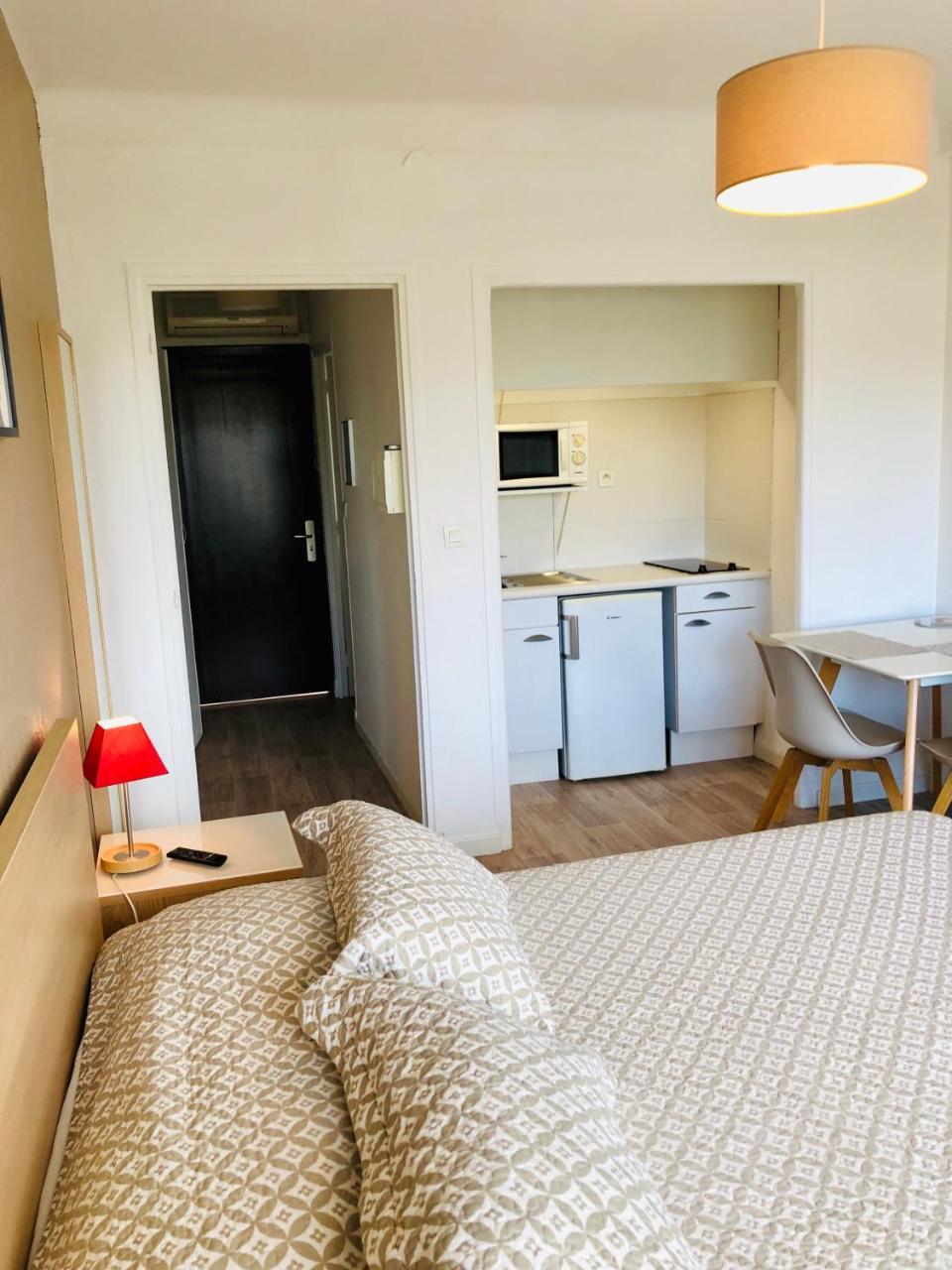 Residence Meublee Studiotel Кан сюр Мер Екстериор снимка