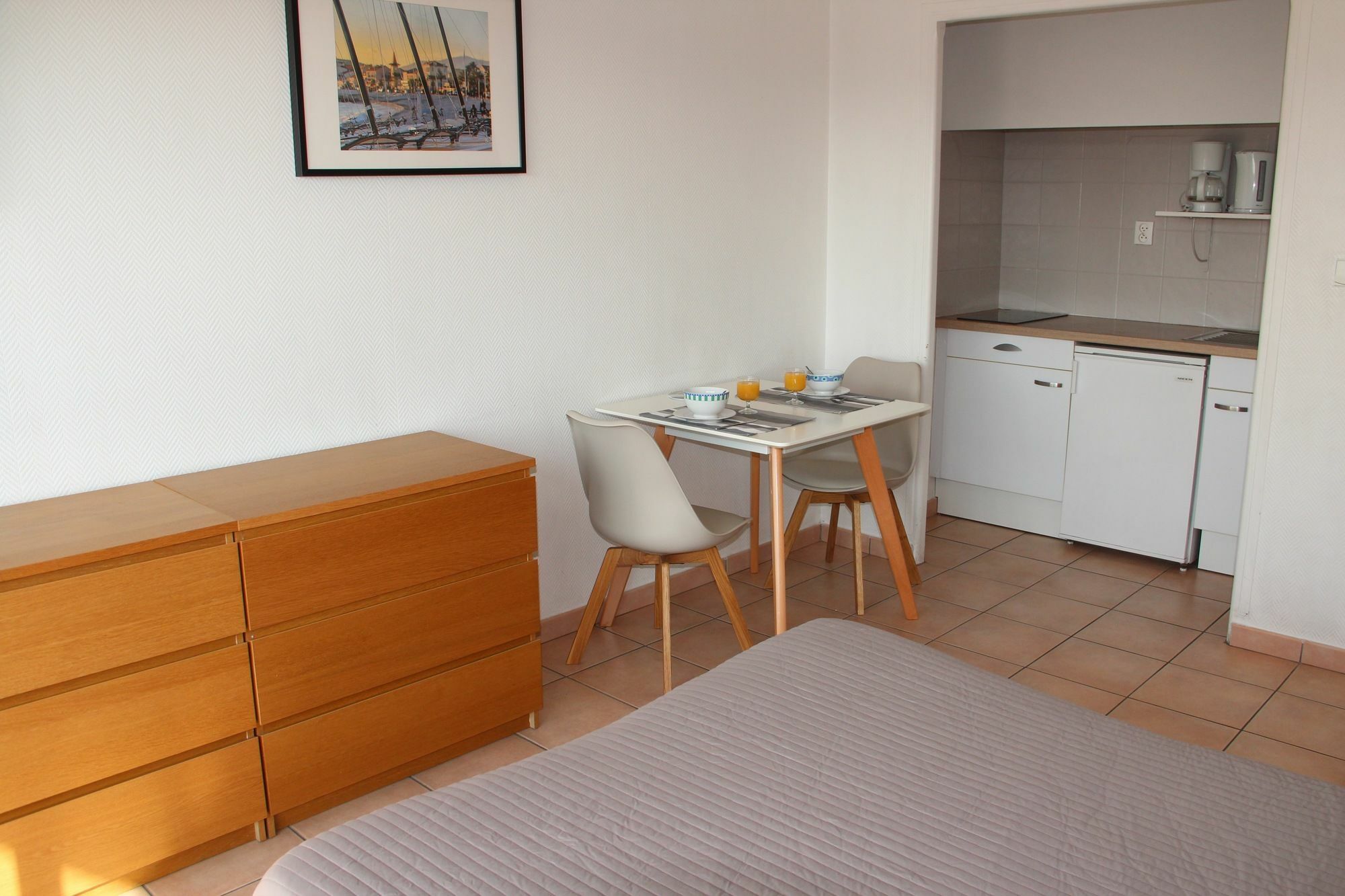 Residence Meublee Studiotel Кан сюр Мер Екстериор снимка