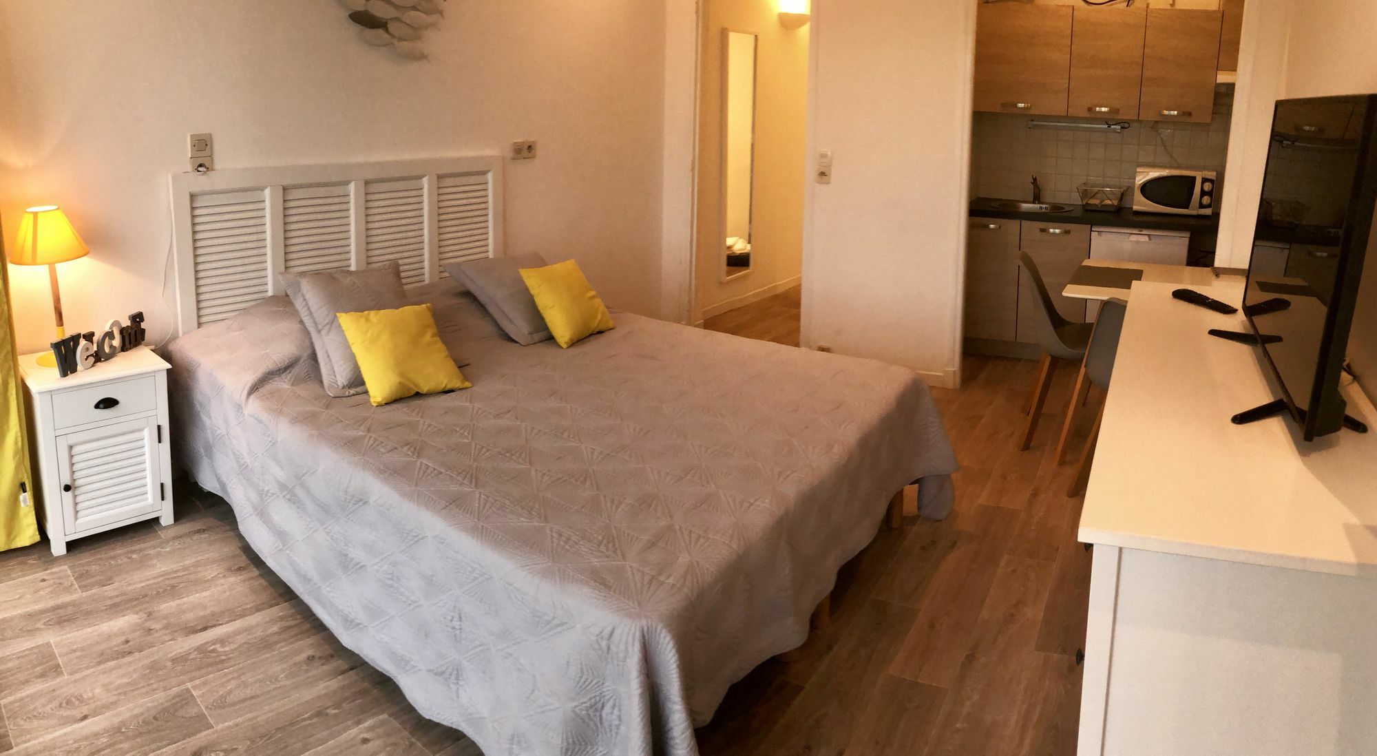 Residence Meublee Studiotel Кан сюр Мер Екстериор снимка