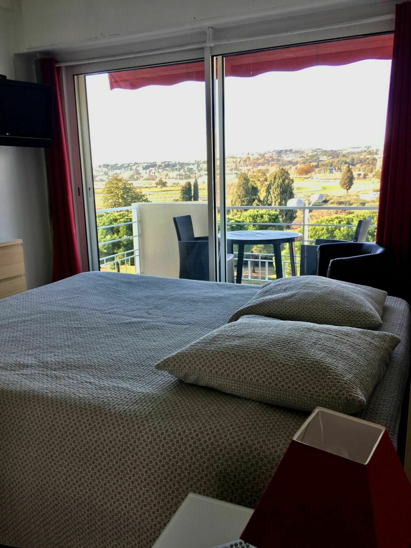 Residence Meublee Studiotel Кан сюр Мер Екстериор снимка